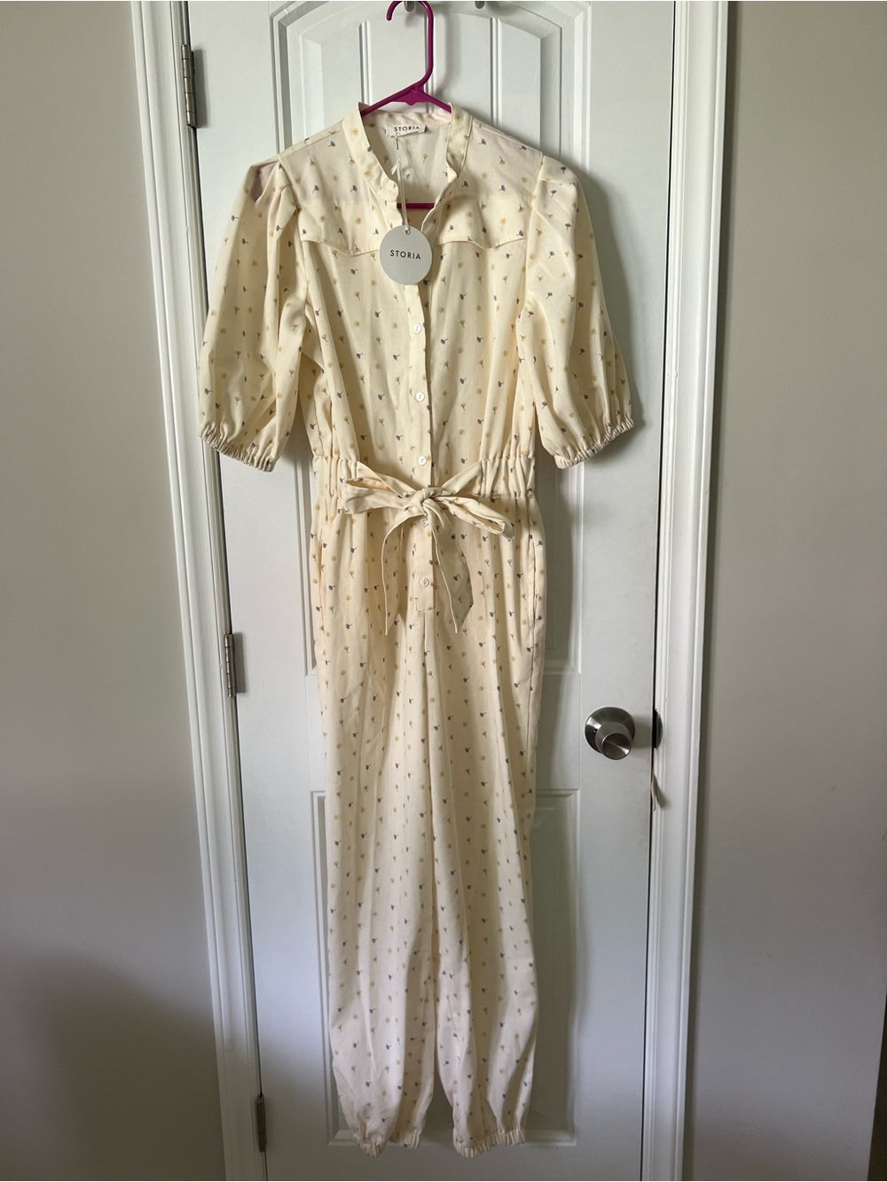 NWT Storia Cream Button-Front Tie-Waist Jumpsuit with Puff Sleeves size small